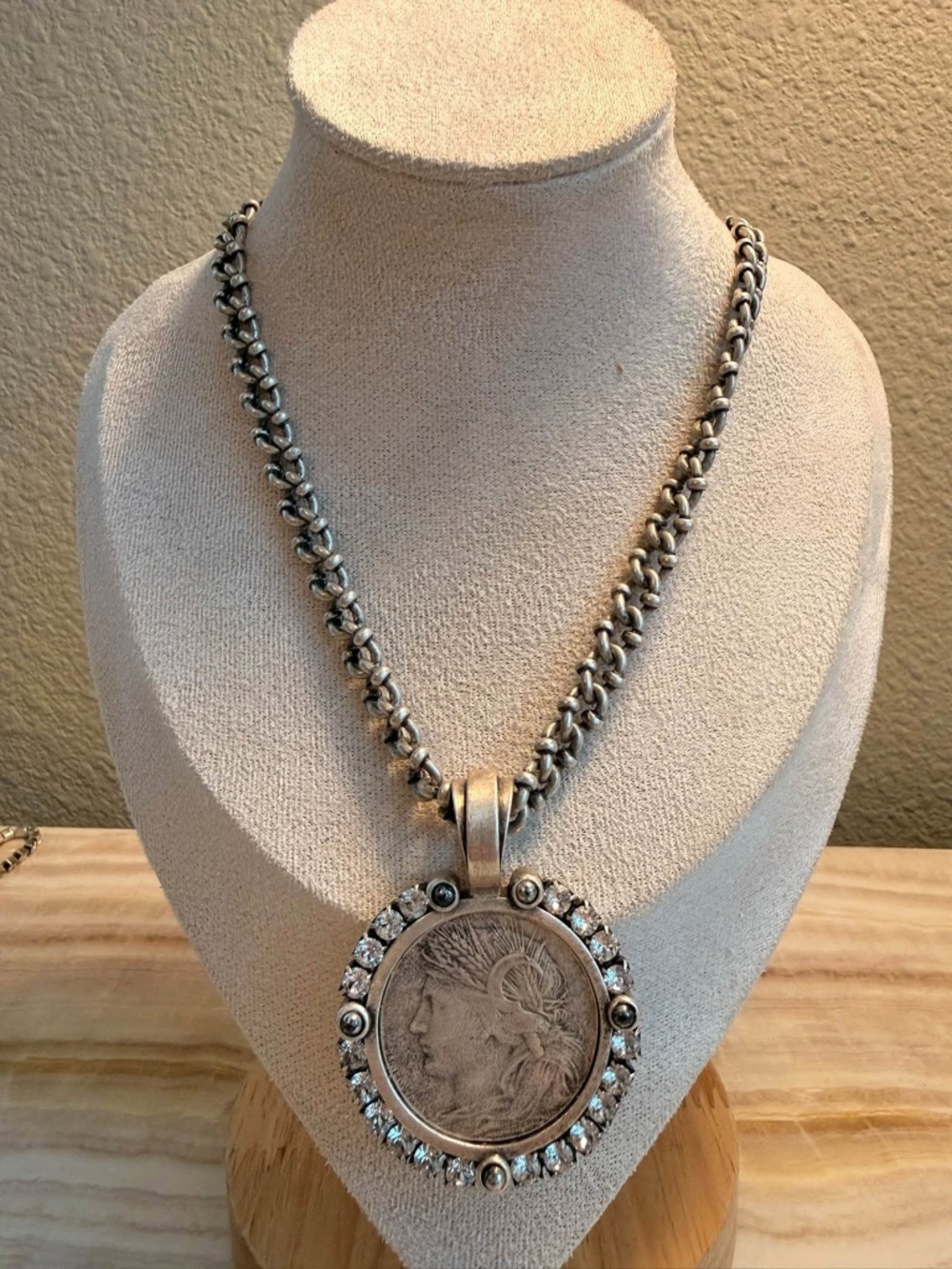 French Kande Antique Silver & Swarovski Crystal Necklace